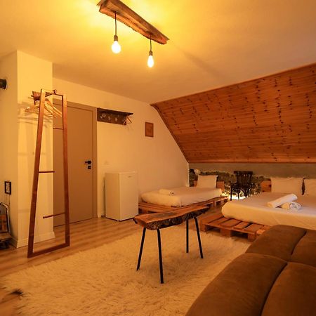 N'Konak Guesthouse Puke Ngoại thất bức ảnh