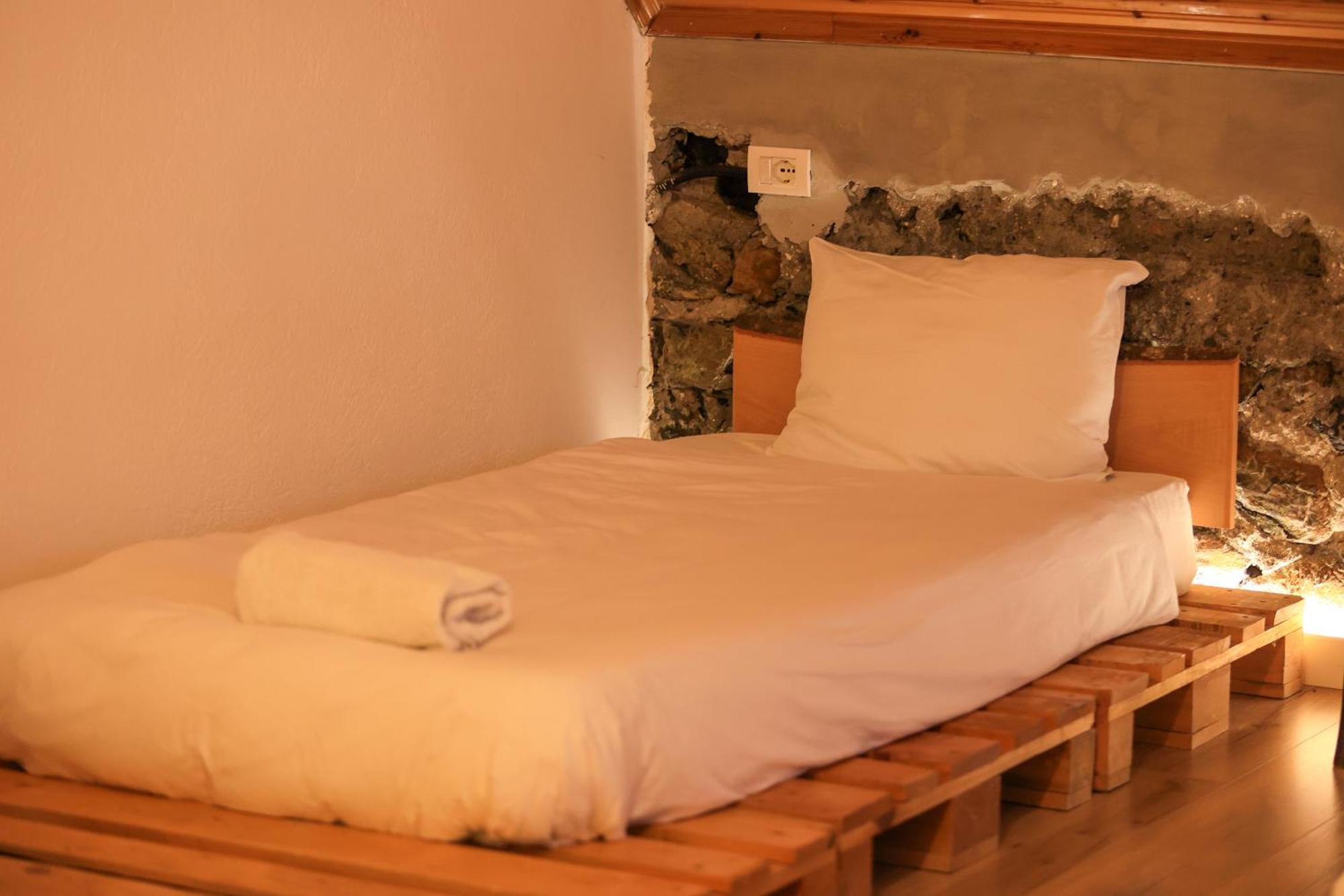 N'Konak Guesthouse Puke Ngoại thất bức ảnh