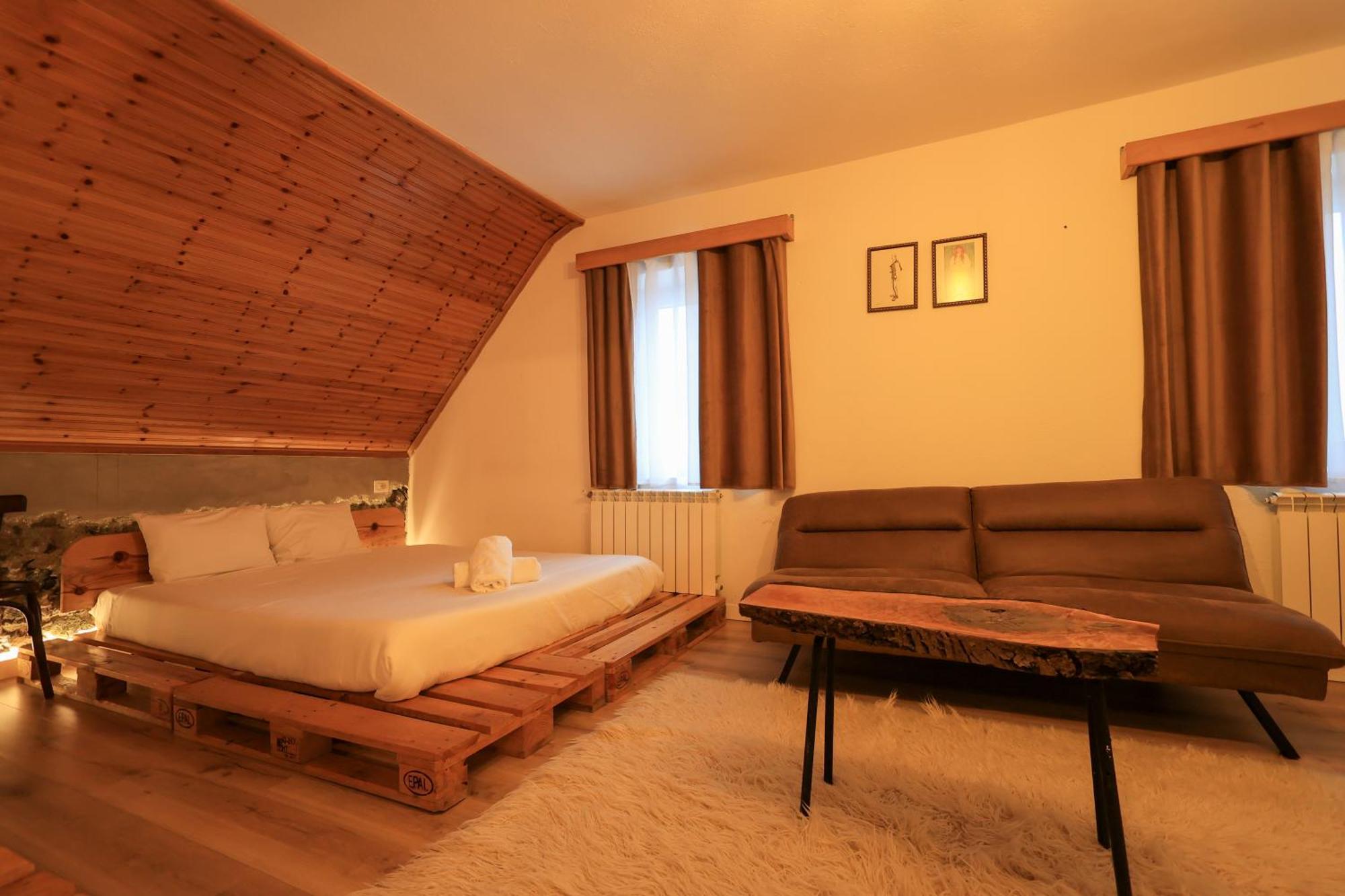 N'Konak Guesthouse Puke Ngoại thất bức ảnh